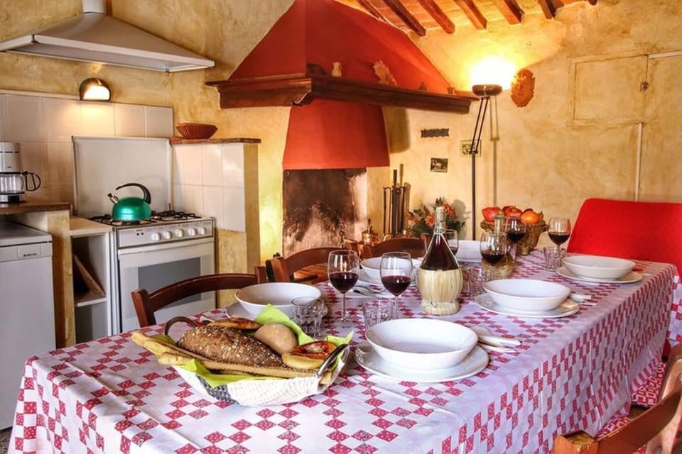 Apartment, 3 Bedrooms (Terrazzo) | In-room dining