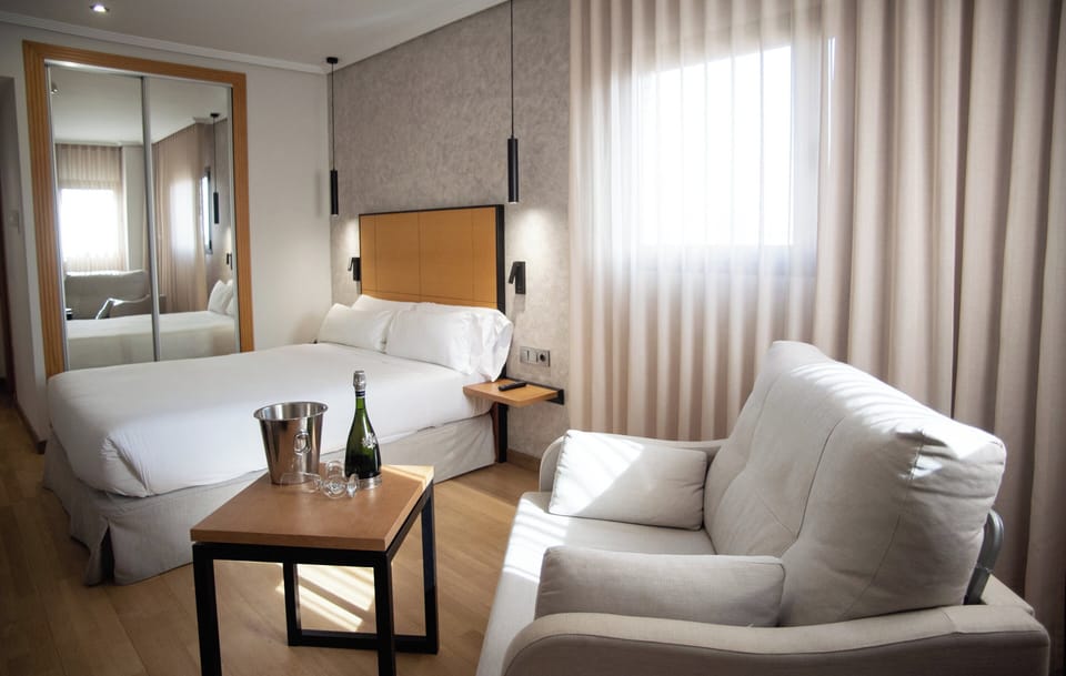 Minibar, in-room safe, desk, soundproofing
