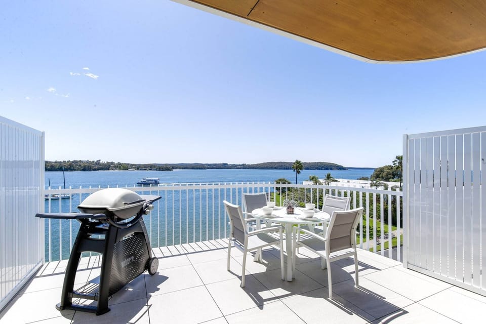 Holiday Home Swimming Pool