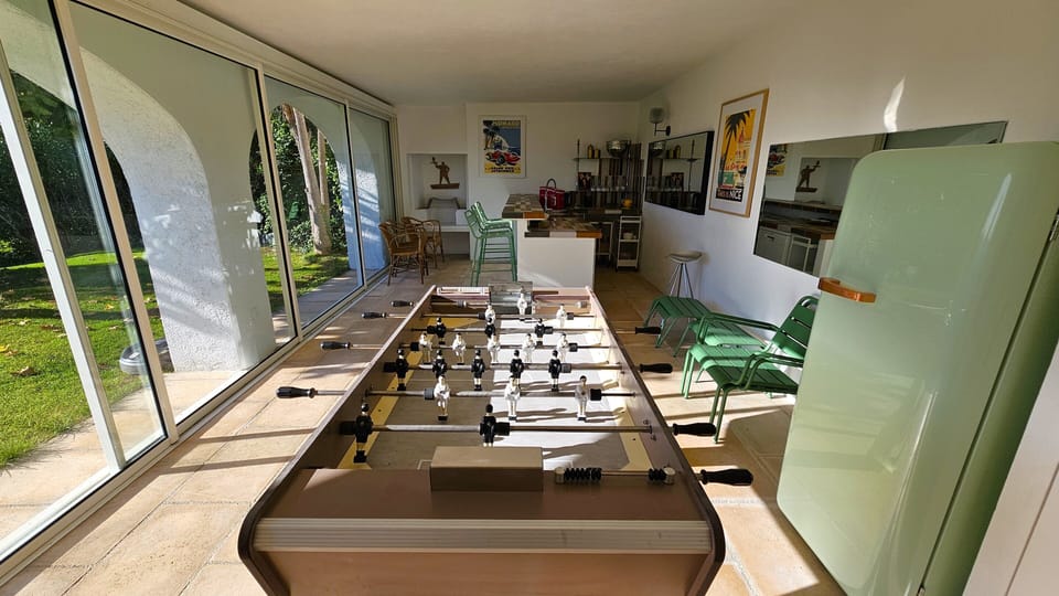 Game room