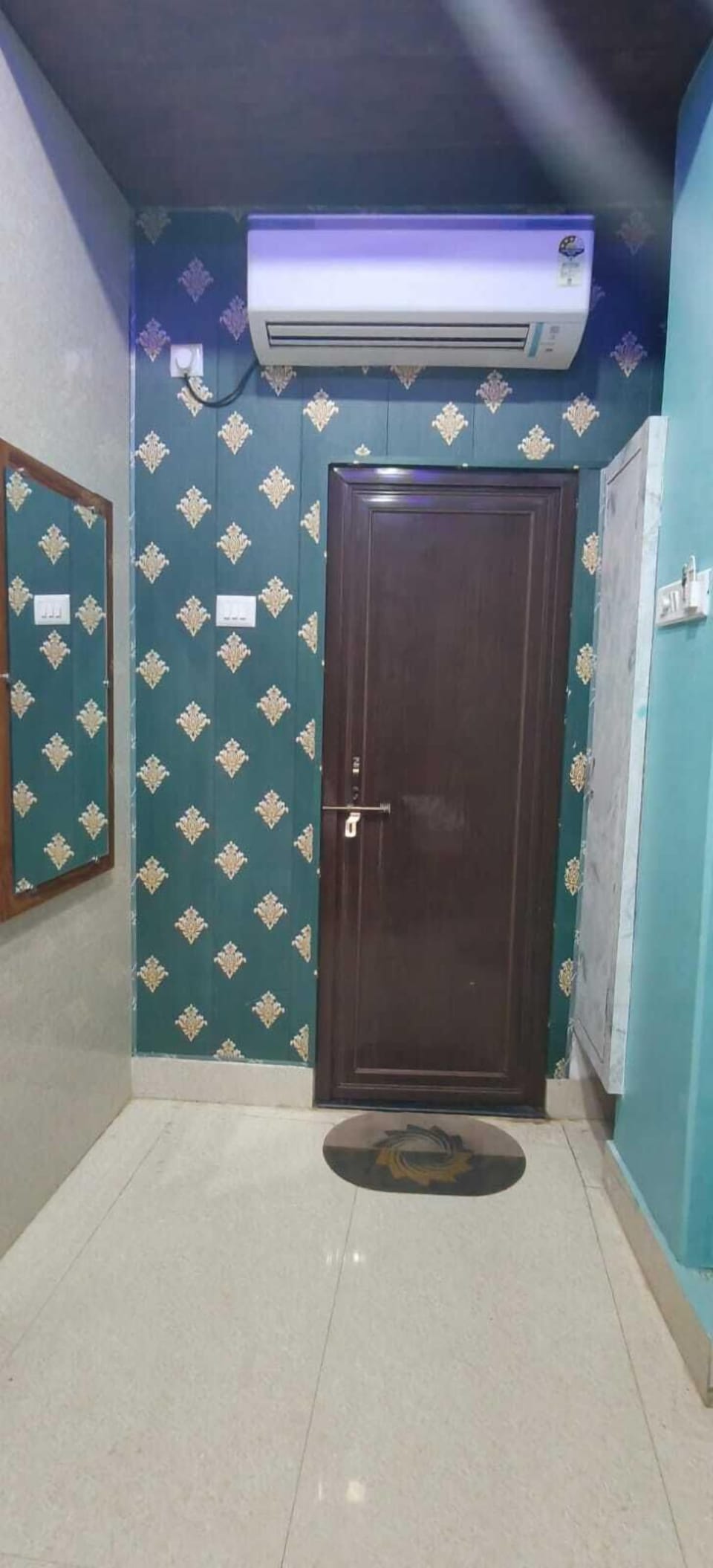 Double Room | Free WiFi, bed sheets