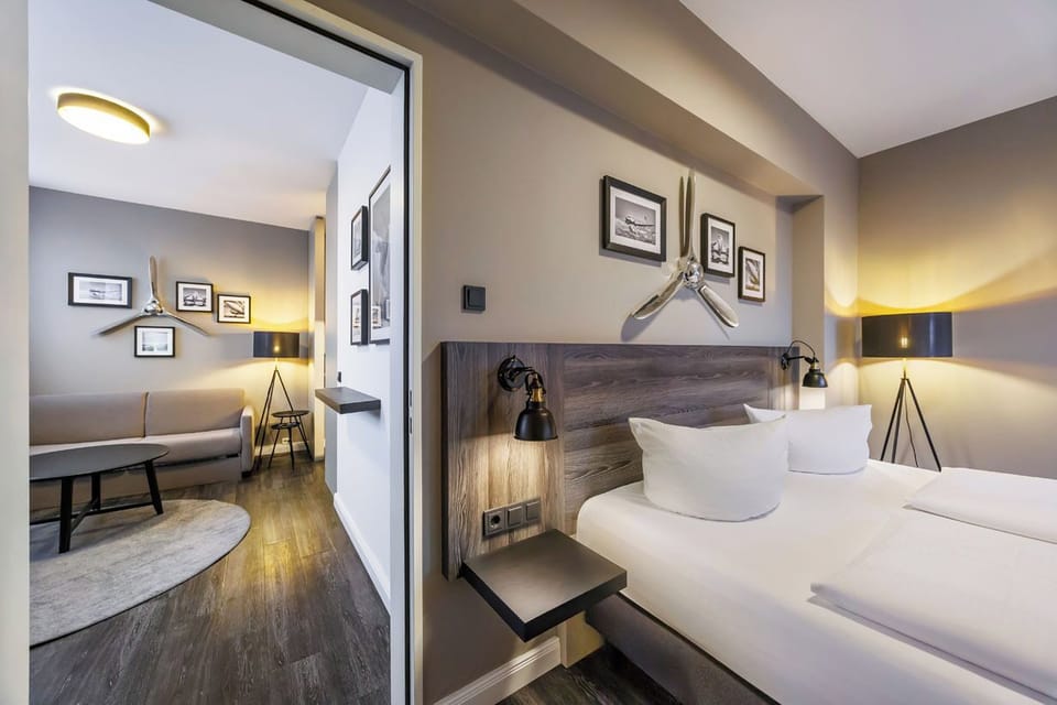 Premium Apartment | Hypo-allergenic bedding, in-room safe, desk, soundproofing