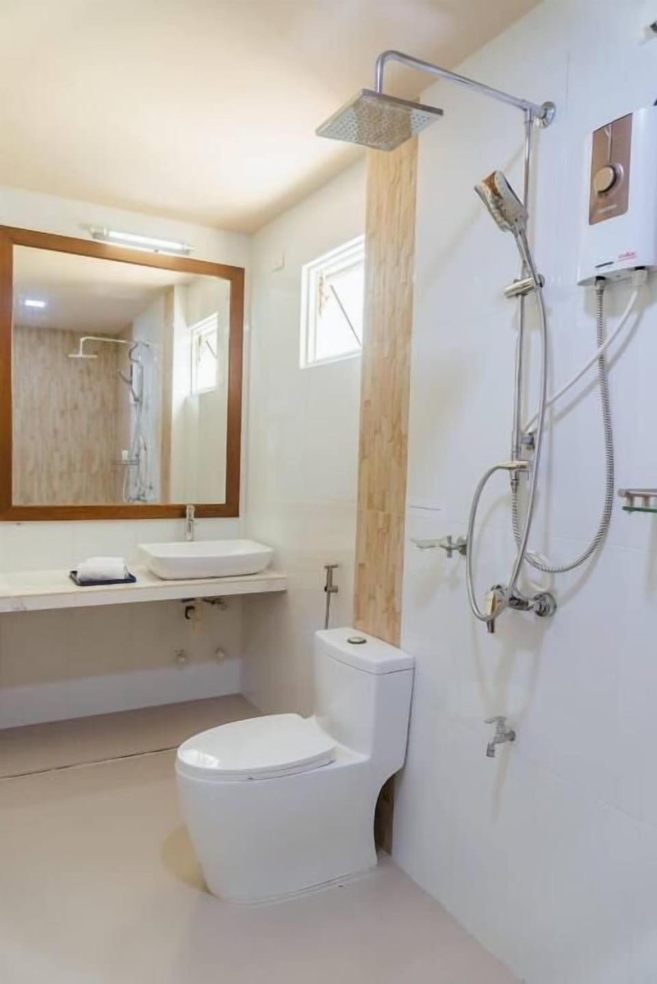 Free toiletries, hair dryer, towels, soap
