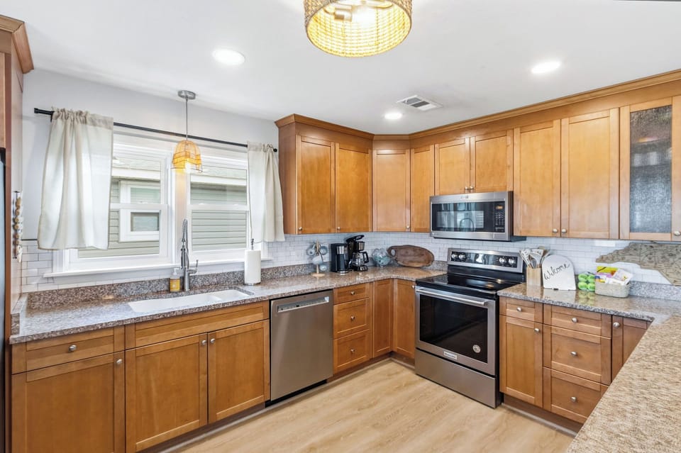 Kitchen - Kitchen