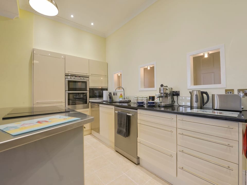 Fridge, microwave, dishwasher, toaster