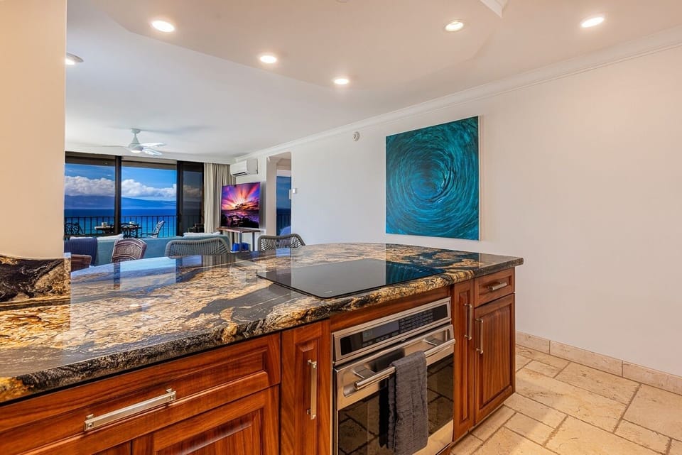 Condo, 1 Bedroom | Private kitchen | Coffee/tea maker, fridge, oven, toaster