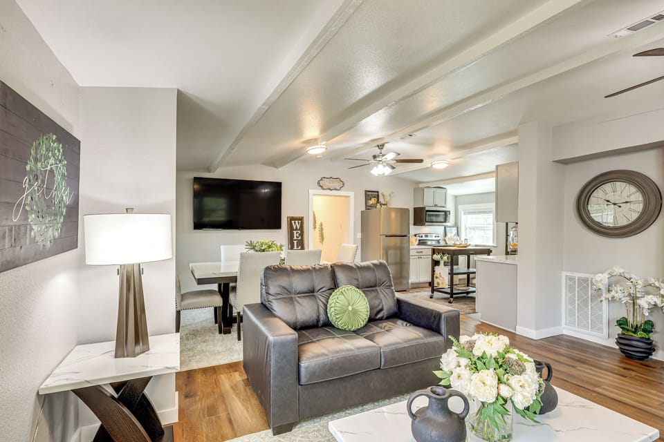 House (2 Bedrooms) | Interior