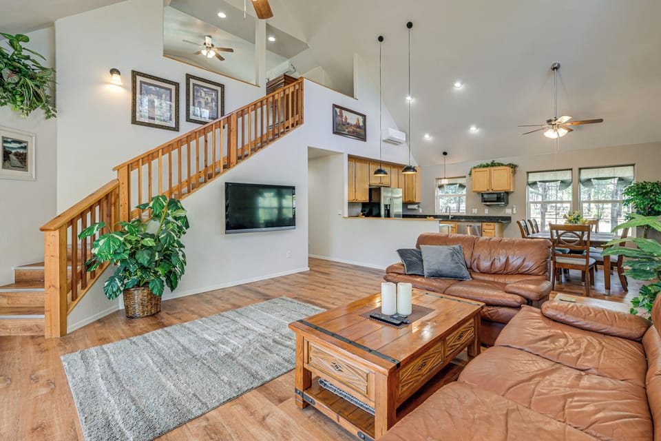 House (3 Bedrooms) | Front of property