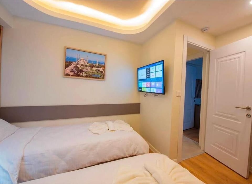 In-room safe, soundproofing, iron/ironing board (on request)