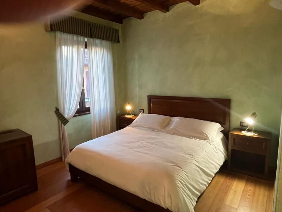 Double Room | Desk, laptop workspace, WiFi (free)