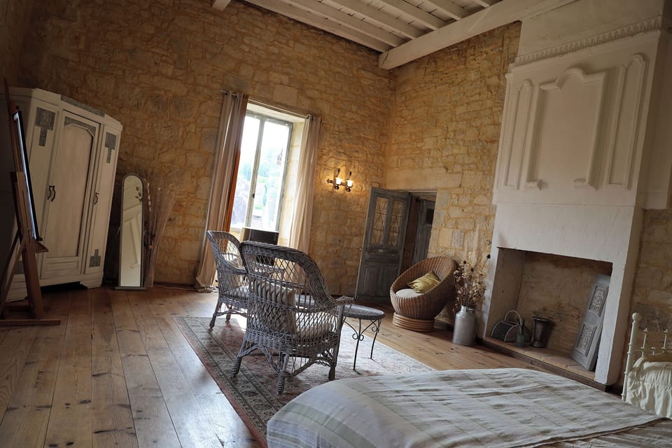 Royal Room, Multiple Beds, Garden View | Laptop workspace