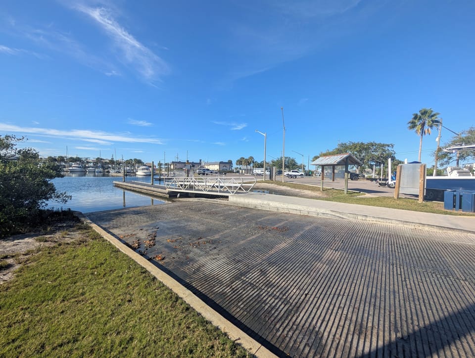 Hudson Boat ramp located 5 minutes away