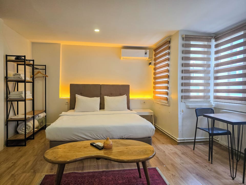 Standard Triple Room | Premium bedding, minibar, iron/ironing board, free WiFi