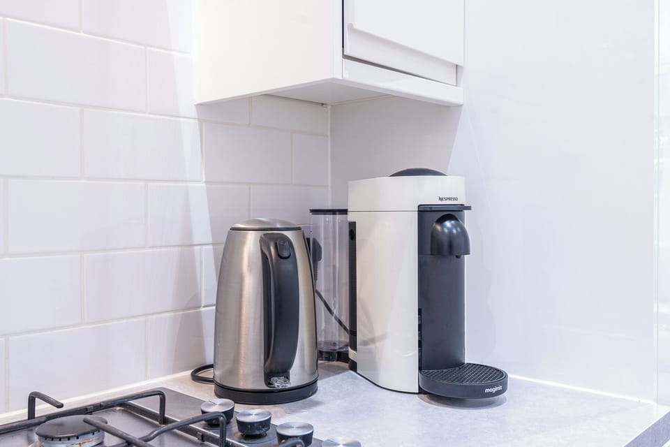 Coffee machine and kettle
