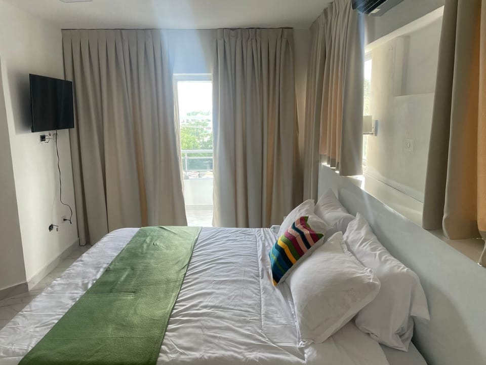Deluxe Double or Twin Room | In-room safe, individually furnished, blackout drapes, soundproofing