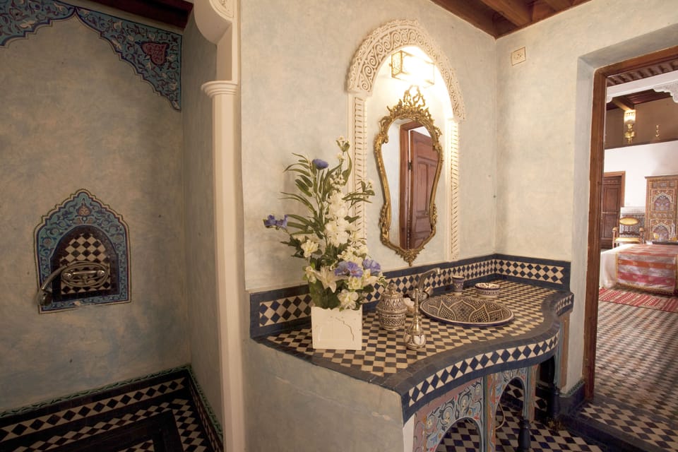 Suite | Bathroom sink