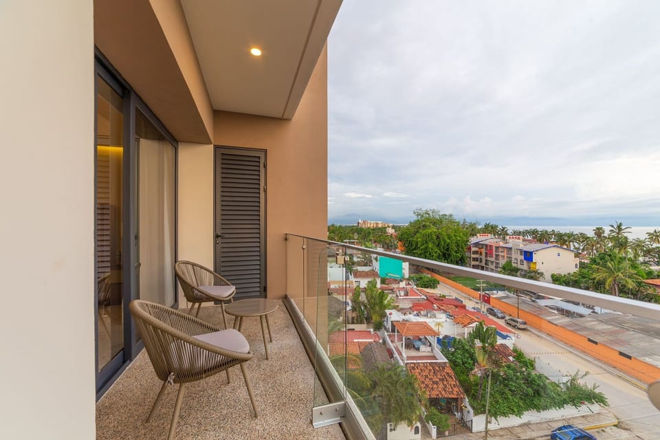 Balcony / Terrace