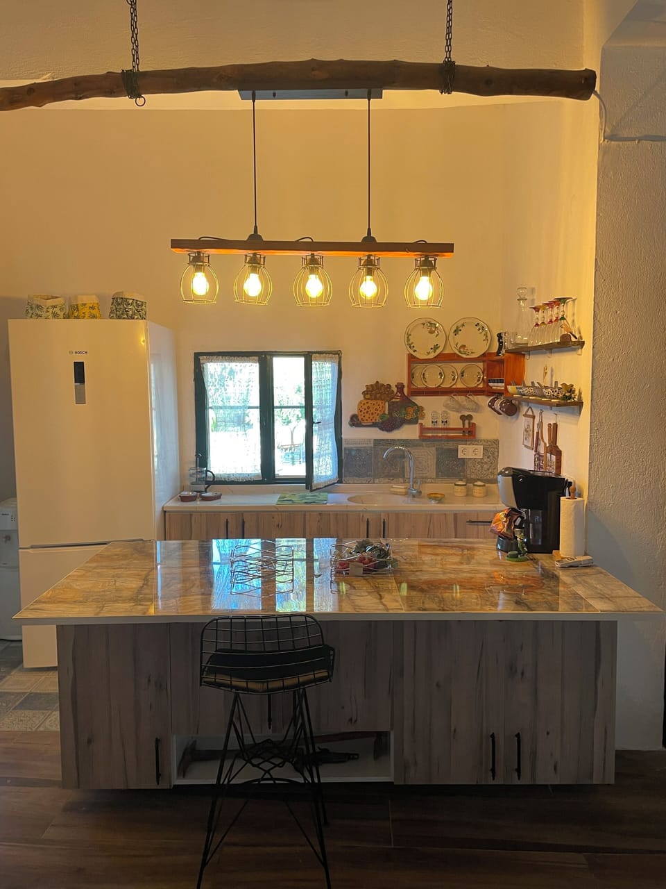 Double or Twin Room, Patio, Mountainside | Living area