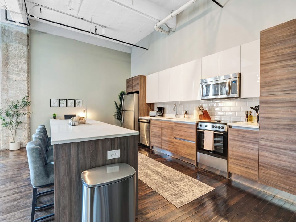 Full Kitchen