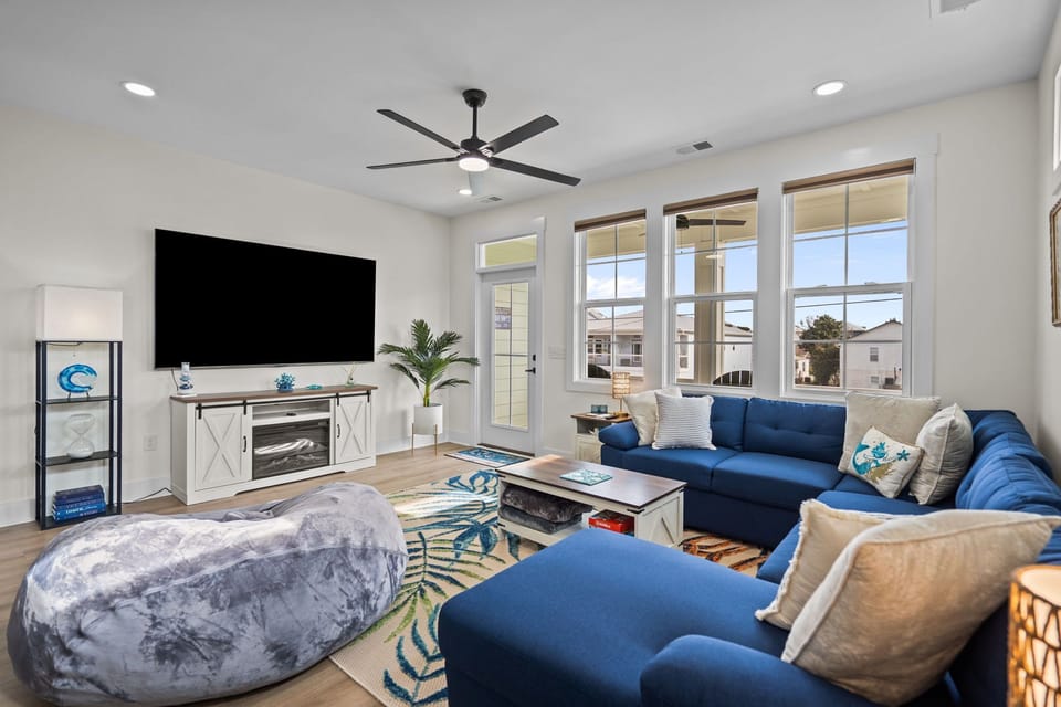 Living Room with balcony