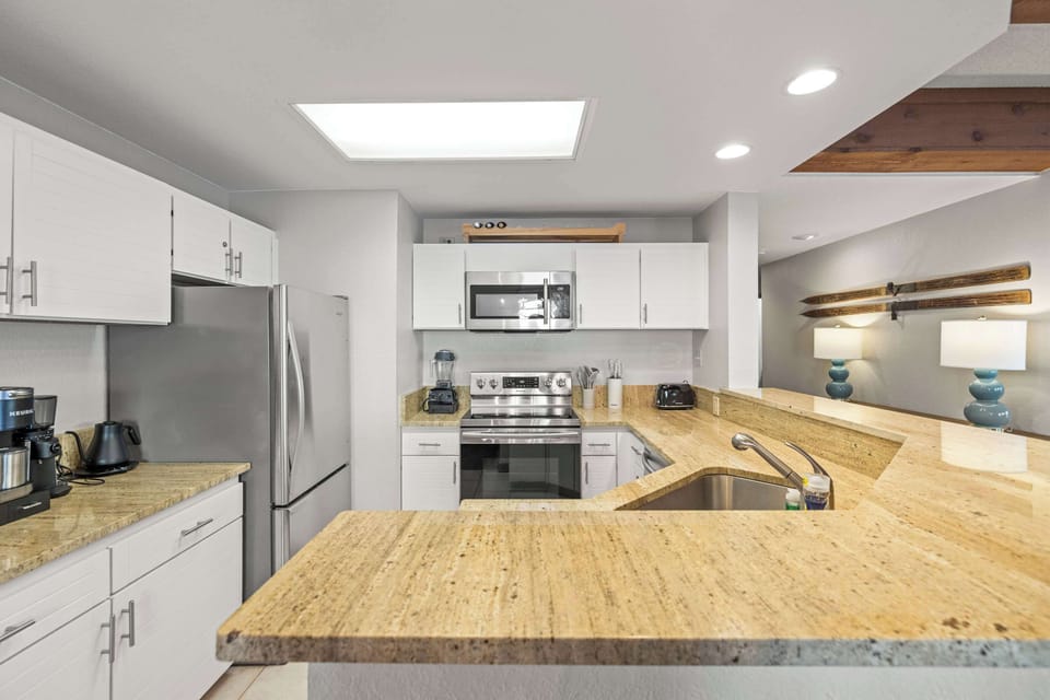 【Kitchen】 Renovated and fully stocked — cook a real meal for 6 after a day on the mountain.