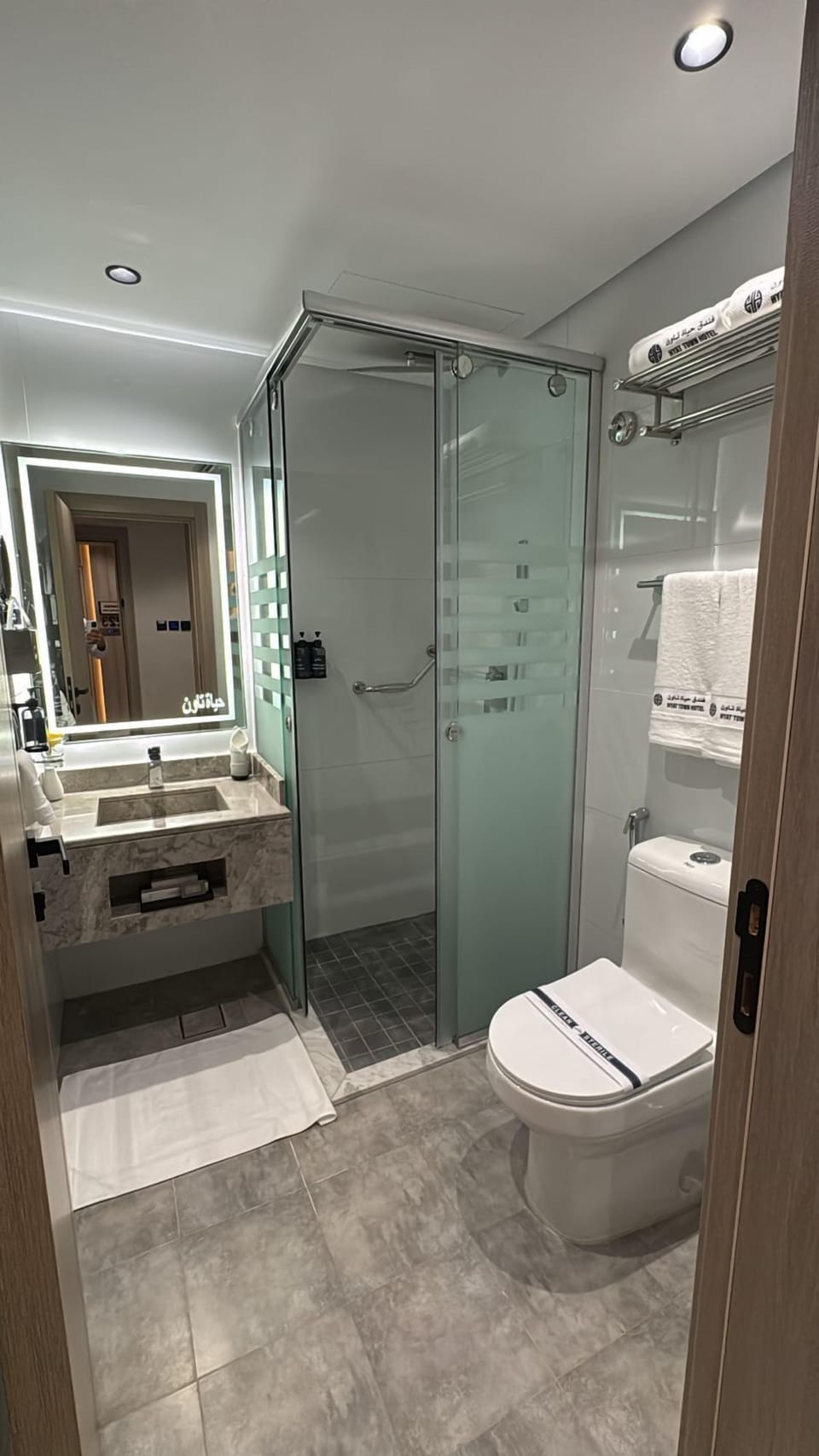 Junior Double Room | In-room safe, laptop workspace, blackout drapes, soundproofing