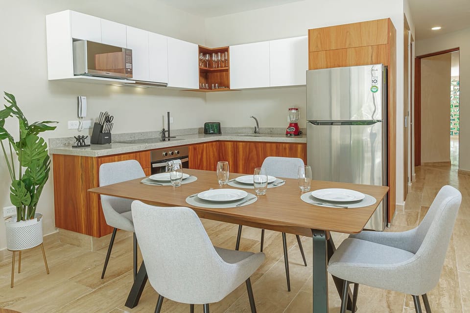 Standard Apartment, 1 Bedroom, Balcony, Garden View | Private kitchenette