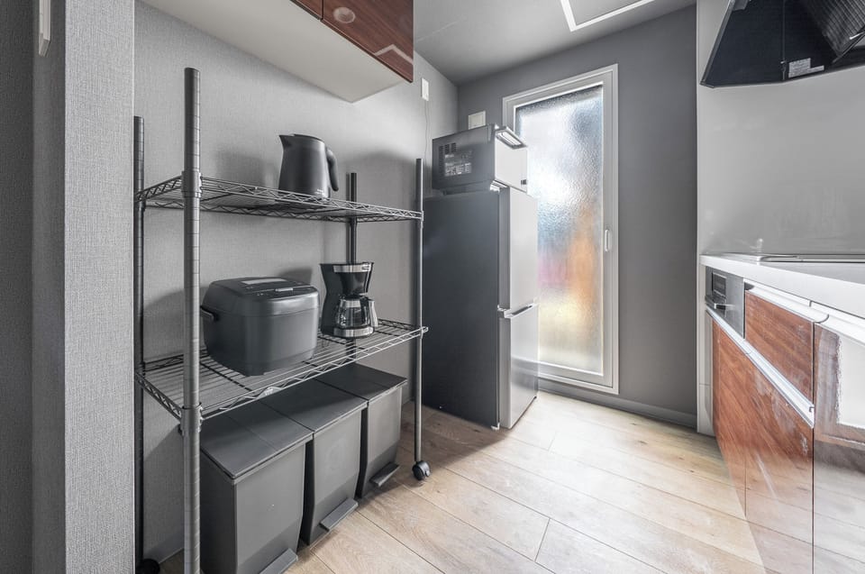 Fridge, microwave, stovetop, rice cooker