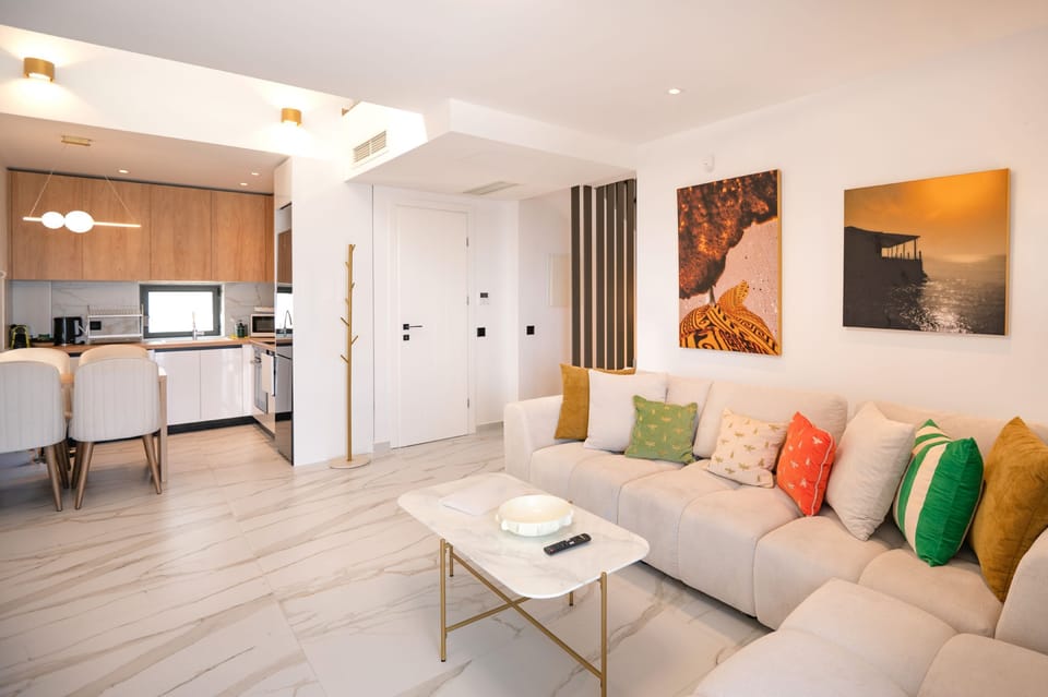Comfortable kitchen%2Fliving area