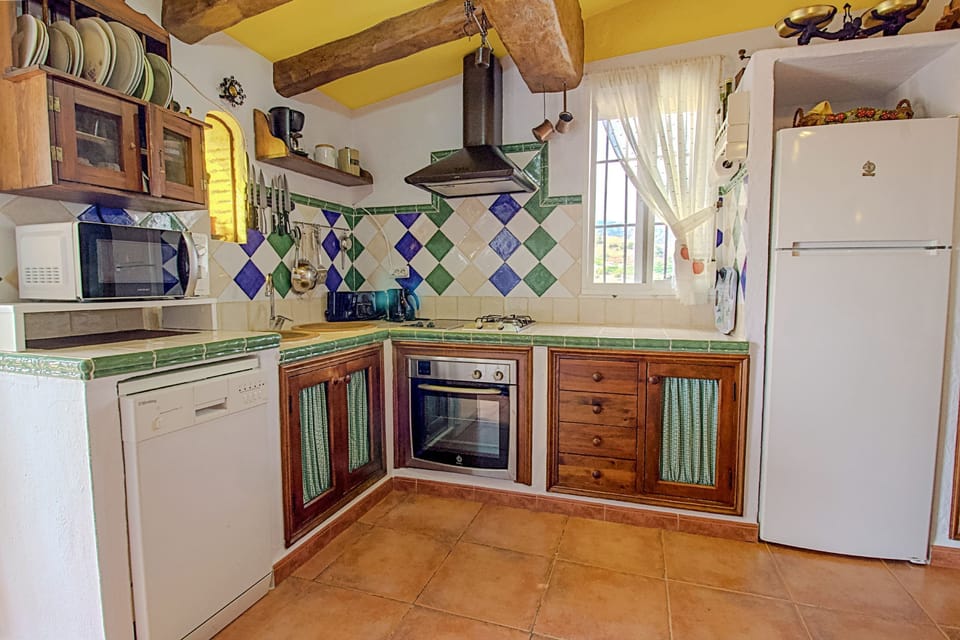 Casa Araucaria %2D traditional style kitchen