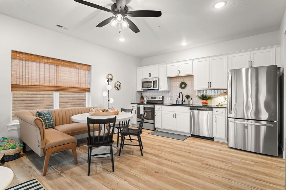 Lower Level Kitchenette