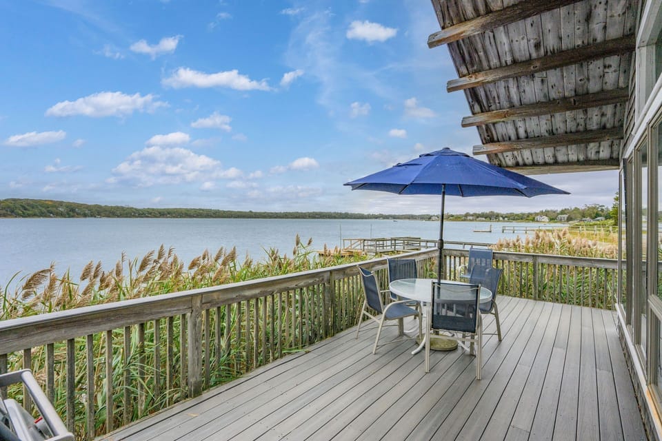Dine al fresco with waterfront views
