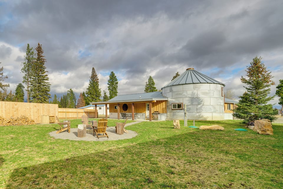 Lincoln Vacation Rental | 2BR | 2BA | 1,200 Sq Ft | Step-Free Entry