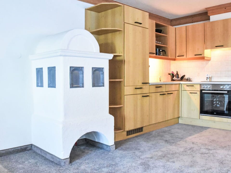 Wood, Interior Design, Flooring, Ceiling, Floor, Room, Cabinetry, Apartment, Kitchen, Wood Stain