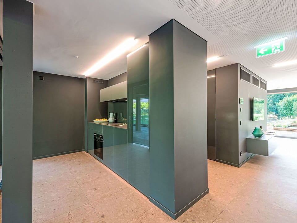 Interior Design, Wall, Flooring, Wood, Ceiling, Furniture, Floor, Room, Lighting, Apartment