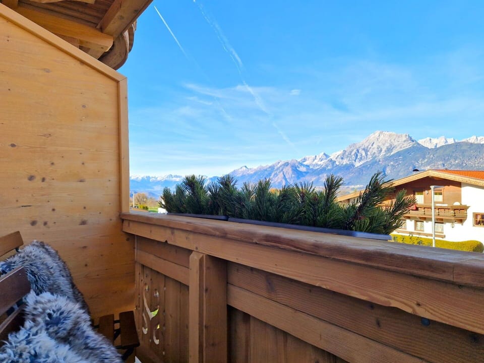Mountain Range, Cottage, Balcony, Alps, Ridge, Valley, Wood Stain, Winter, Siding, Glacial Landform