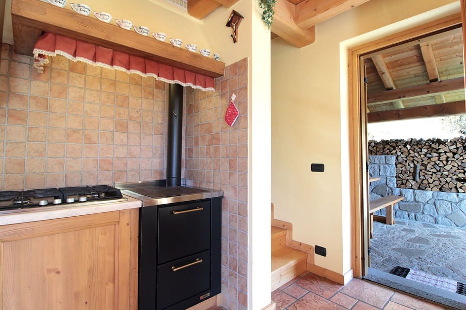 Autumn, Kitchen, Spring, Summer