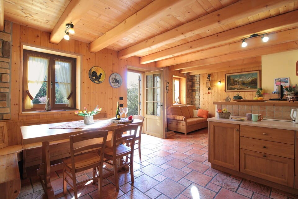 Autumn, Kitchen, Spring, Summer