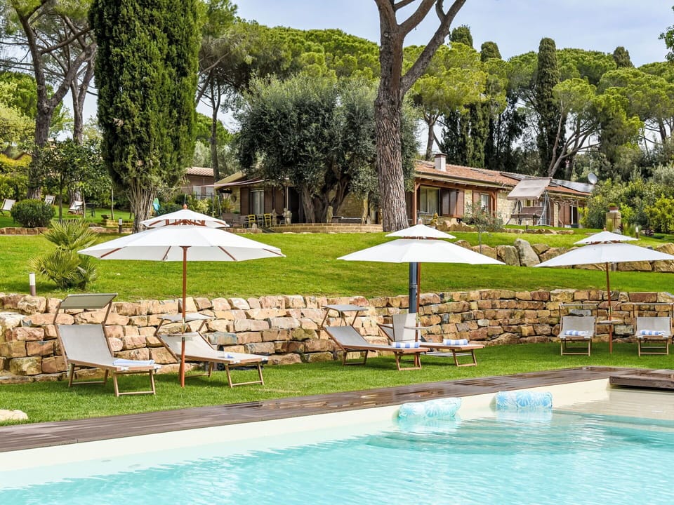 Outdoor Furniture, Resort, Garden, Sunlounger, Estate, Eco Hotel, Shade, Farmhouse, Villa, Landscaping