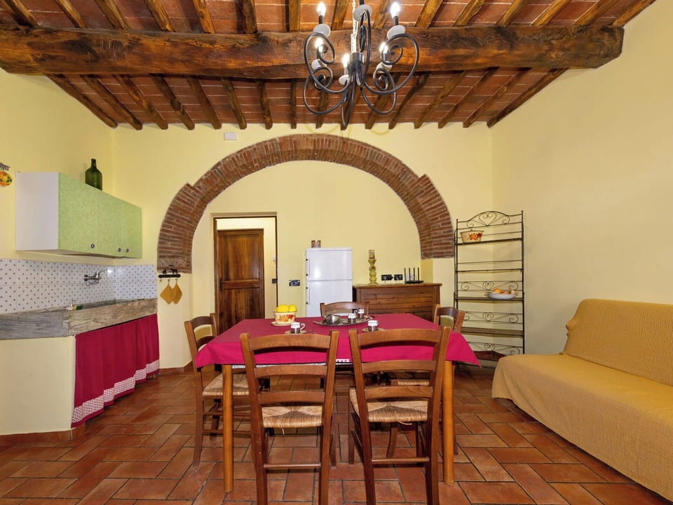 Furniture, Interior Design, Wall, Flooring, Wood, Floor, Ceiling, Room, Table, Lighting