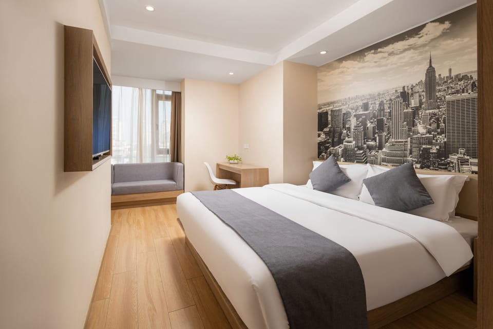 Comfort Twin Room, Non Smoking, Housekeeping | Premium bedding, memory foam beds, desk, laptop workspace