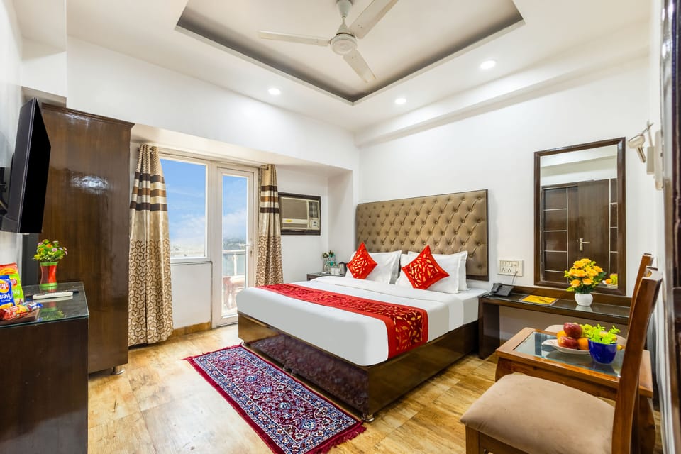 Executive Double Room, 1 King Bed, City View | Free WiFi