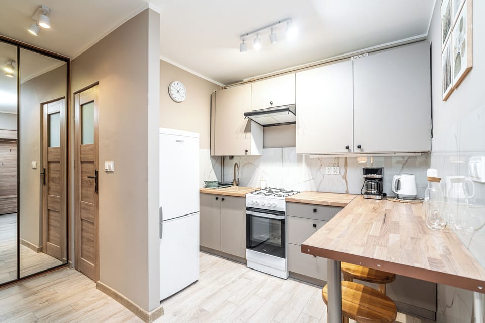 Apartment | Private kitchenette | Electric kettle
