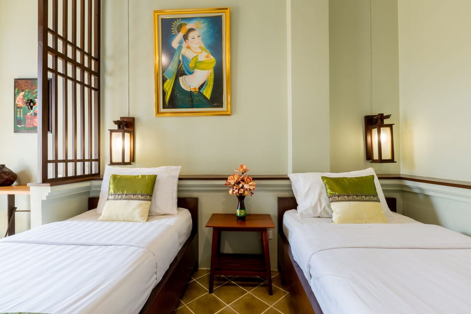 Deluxe Twin Room | Blackout drapes, free WiFi, bed sheets
