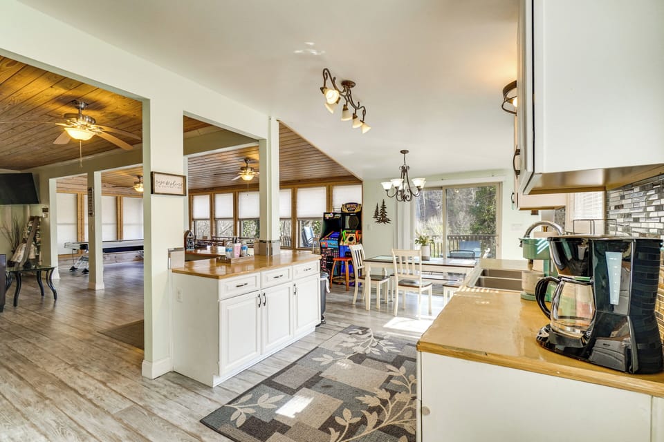 House (2 Bedrooms) | Interior