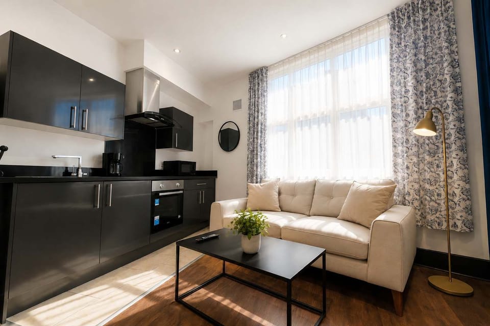 Relax after a long say and enjoy Super fast Wi-Fi and 60" TV