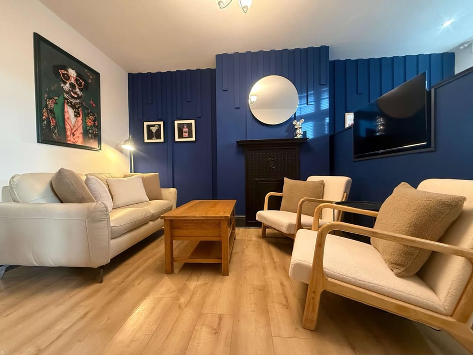 Designed to make you feel at home - comfortable seating and controllable lighting to suit your mood 