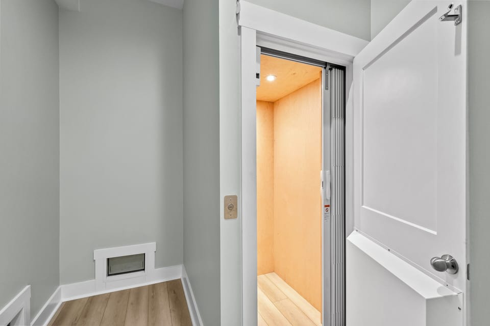 Elevator