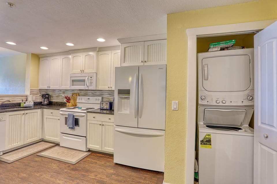 Washer/Dryer in Condo