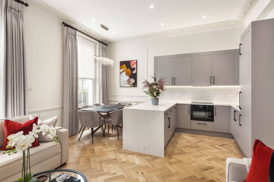 Kitchen & Dining Area - Oven, Microwave, Dishwasher, Washer Dryer, Kettle, Toaster, Fridge, Freezer, Coffee Machine, Coffee, Kitchen Utensils